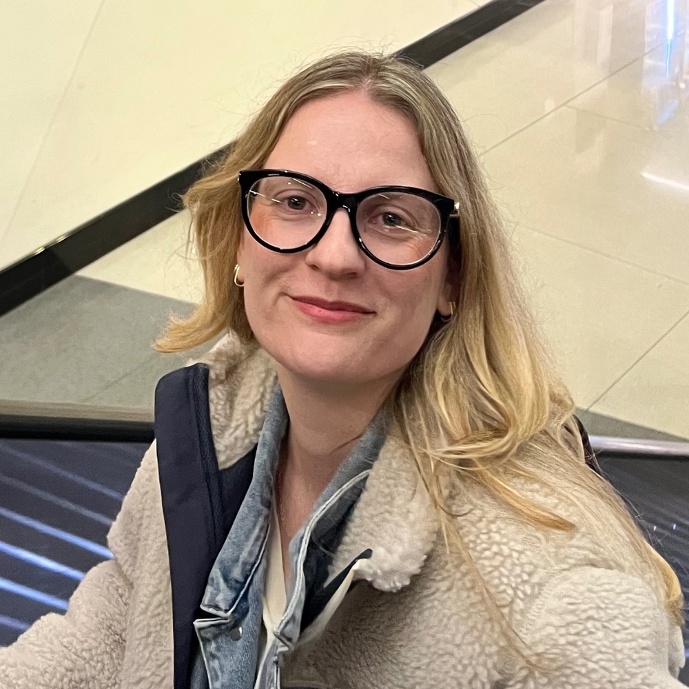 Meet your Posher, Irena